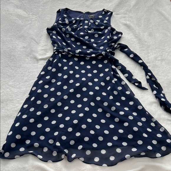 H&M Dresses & Skirts - H&M Navy and White Polka Dot Dress